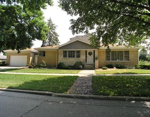 801 S Catherine Ave., La Grange, IL 60525
