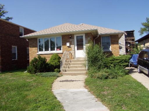 128 Webb St., Calumet City, IL 60409