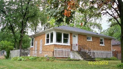 7331 S 86th Ave., Justice, IL 60458