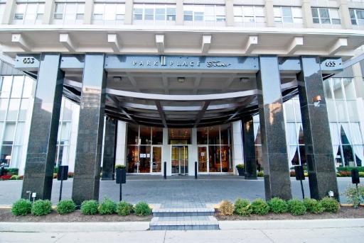 655 W Irving Park Rd. #5017, Chicago, IL 60613
