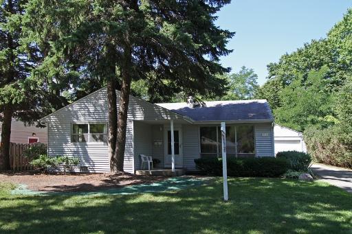 3729 Wren Ln., Rolling Meadows, IL 60008