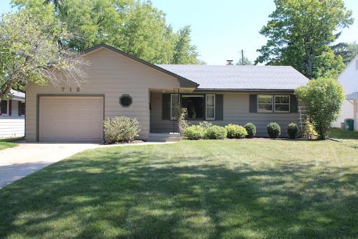 712 Parkside Dr., Rockford, IL 61108