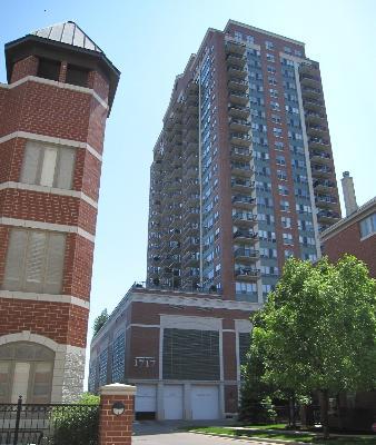 1717 S Prairie Ave. #2001, Chicago, IL 60616