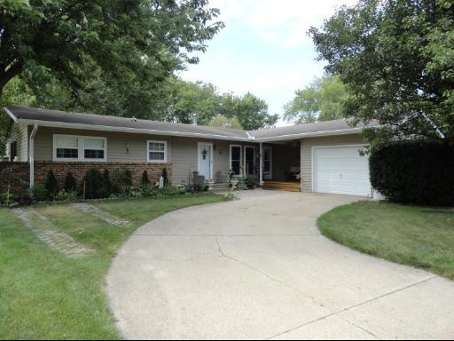 352 Phyllis Ave., Rochelle, IL 61068