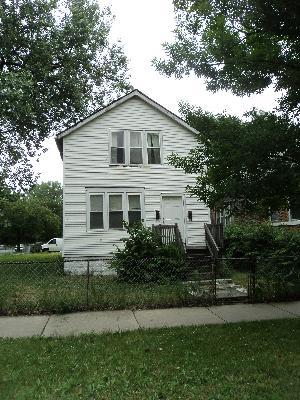 2122 W Marquette Rd., Chicago, IL 60636
