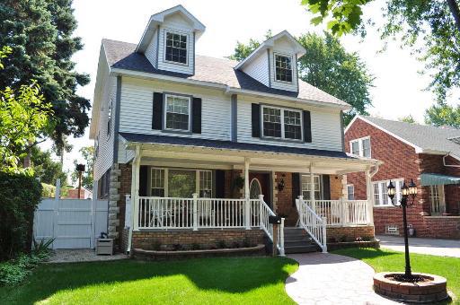 717 S 6th Ave., La Grange, IL 60525