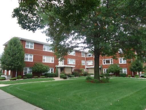 4458 W 87th St. #3E, Chicago, IL 60652