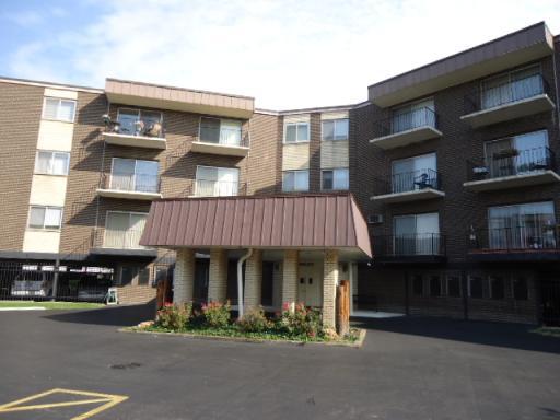 9820 S Pulaski Rd. #109, Oak Lawn, IL 60453