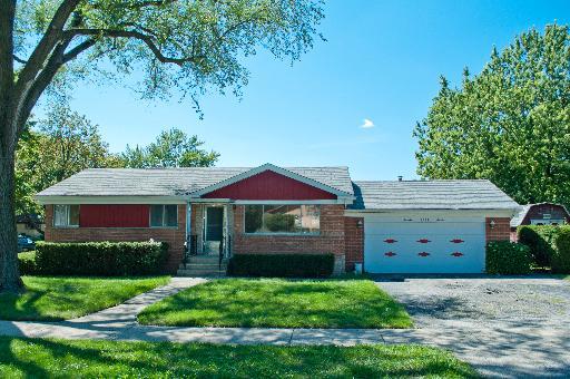 1700 Bonita Ave., Mount Prospect, IL 60056