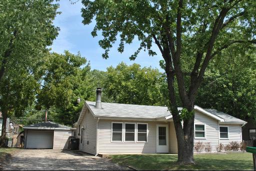 19398 Hoag Ct., Mundelein, IL 60060
