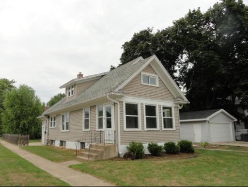 400 Herrington Pl., Woodstock, IL 60098