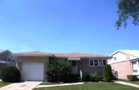 8836 N Elmore St., Niles, IL 60714
