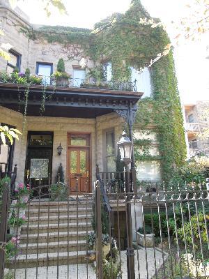 639 W Surf Ave., Chicago, IL 60657