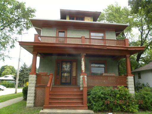 719 N 8th Ave., Maywood, IL 60153