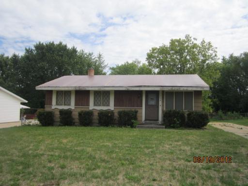 704 Arnold Ave., Rockford, IL 61107
