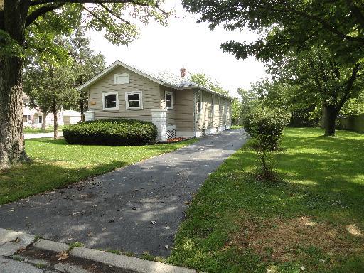 3201 Peoria St., Steger, IL 60475