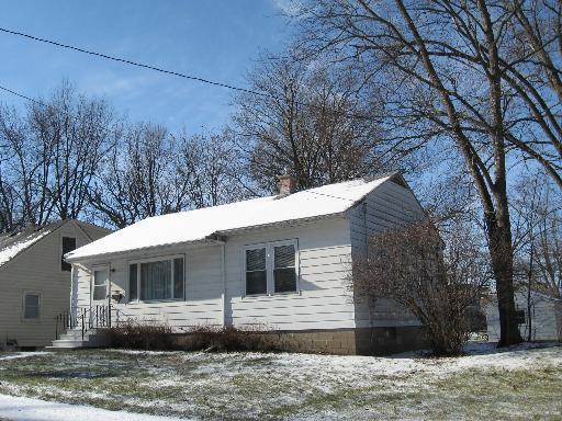 617 Ellwood, Dekalb, IL 60115