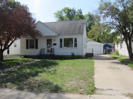 1904 Sharon Ave., Rockford, IL 61103