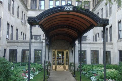 3520 N Lake Shore Dr. #5N, Chicago, IL 60657