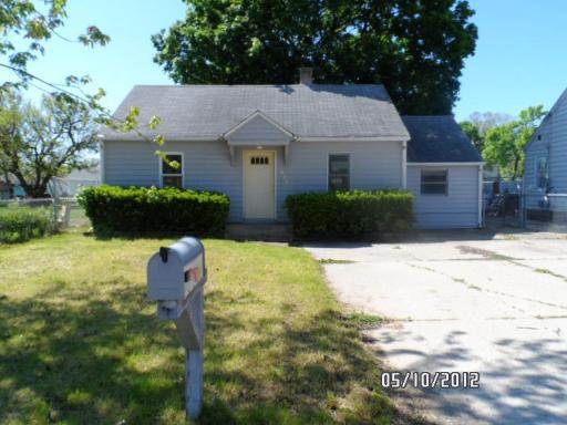 625 Wood Ave., Machesney Park, IL 61115