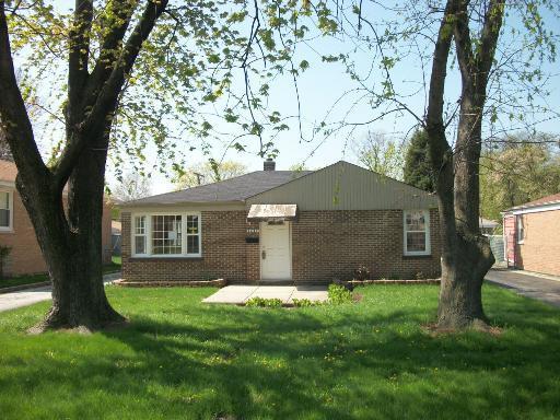 1444 Jerele Ave., Berkeley, IL 60163