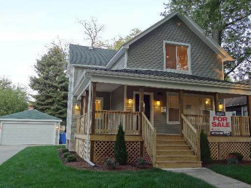 9621 S Charles St., Chicago, IL 60643