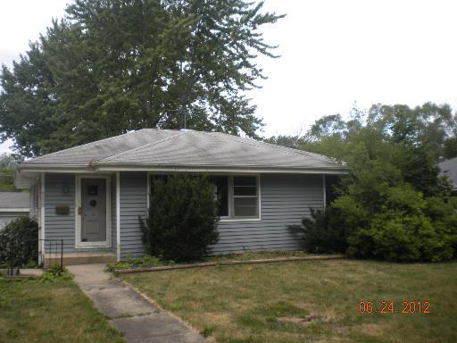558 Glendale Ave., Glen Ellyn, IL 60137