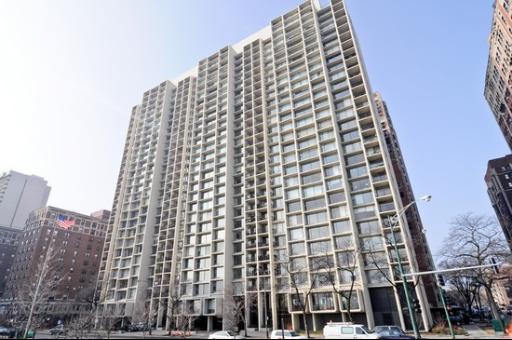 3200 N Lake Shore Dr. #611, Chicago, IL 60657