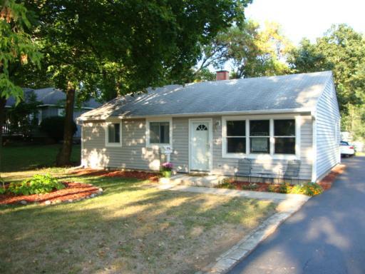541 N Prairie Ave., Mundelein, IL 60060