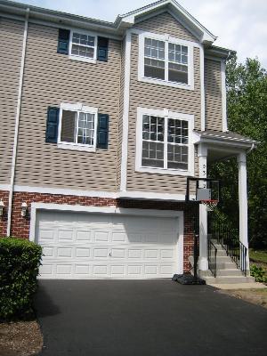 2342 Hudson Cir., Aurora, IL 60504