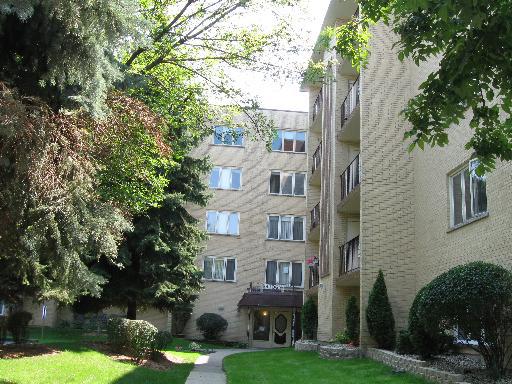 4106 N Narragansett Ave. #405, Chicago, IL 60634