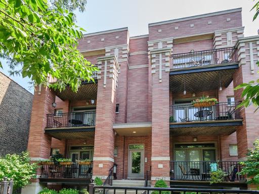 2627 N Sheffield #302, Chicago, IL 60614