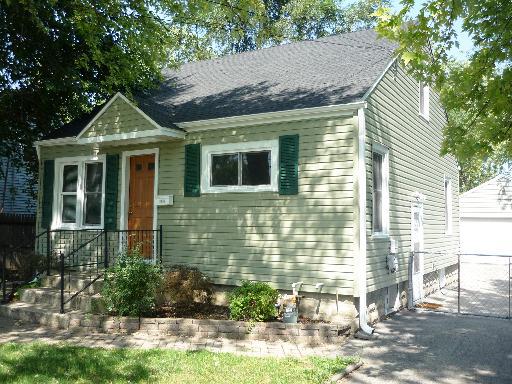 1117 Ridgeway Ave., Aurora, IL 60506