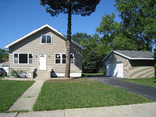 1118 Westmoreland Ave., Waukegan, IL 60085
