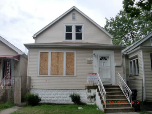 8020 S Manistee Ave., Chicago, IL 60617