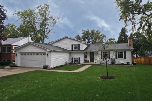 184 Brandon Ave., Glen Ellyn, IL 60137