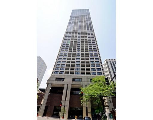 1030 N State St. #48JK, Chicago, IL 60610
