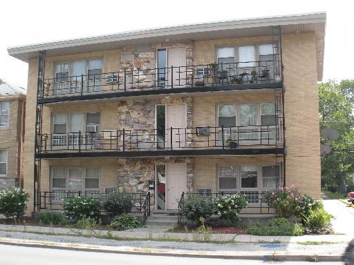2309 W 119 St. #2, Blue Island, IL 60406