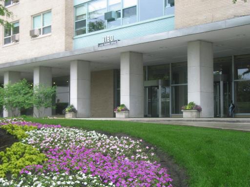 3180 N Lake Shore Dr. #14B, Chicago, IL 60657