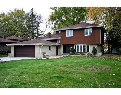 9922 S 86th Ave., Palos Hills, IL 60465