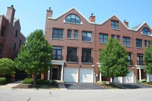 1800 Admiral Ct., Glenview, IL 60026