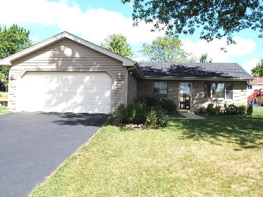 1850 Fulton Ln., Hanover Park, IL 60133