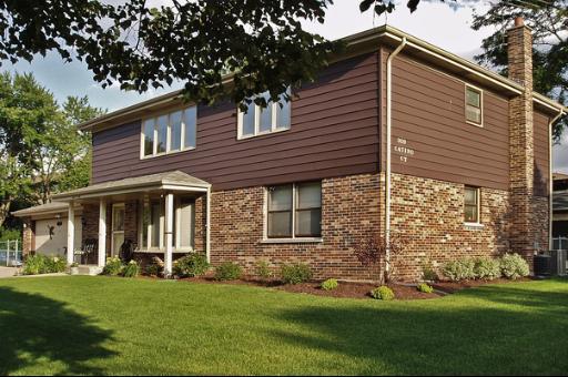 309 N Catino Ct., Mount Prospect, IL 60056