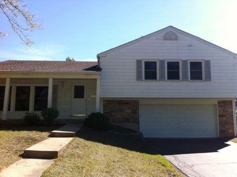 122 Emerson Dr., Schaumburg, IL 60194