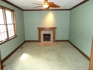 1500 Winthrop Ct., Zion, IL 60099