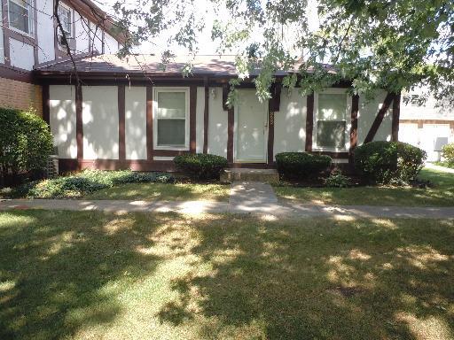 323 Somerset Ln., Vernon Hills, IL 60061