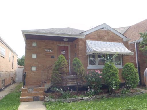 7133 S Sawyer Ave., Chicago, IL 60629