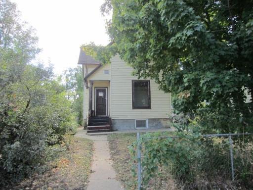 629 Gregory St., Rockford, IL 61107