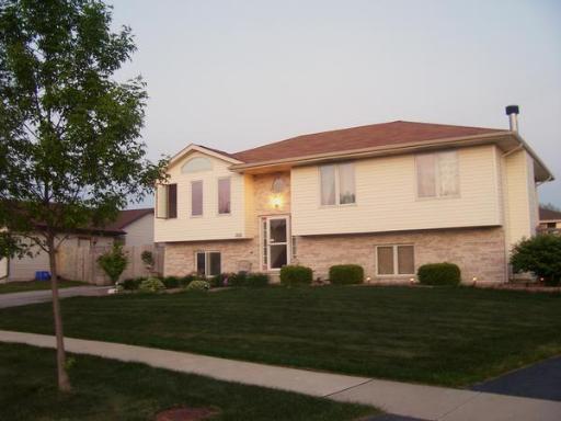 2908 Campbell St., Joliet, IL 60435