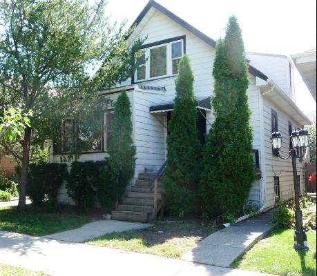 5243 W Eddy, Chicago, IL 60641